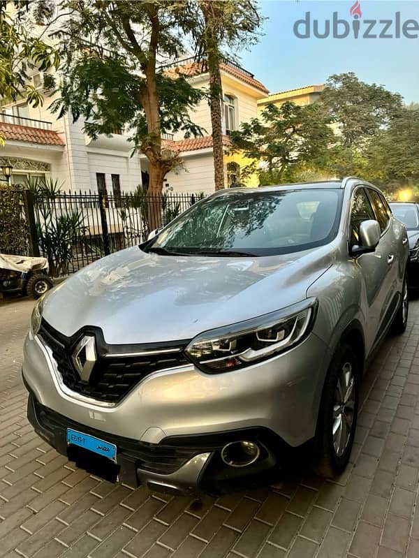 Renault Kadjar 2017 panroma 3rd 0