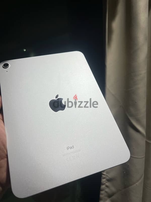 iPad 10th generation 64GB Silver 5