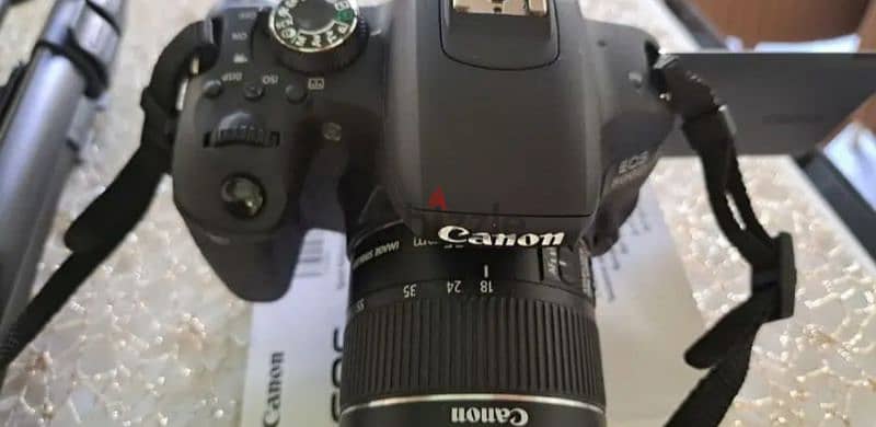 Canon EOS 800D 1