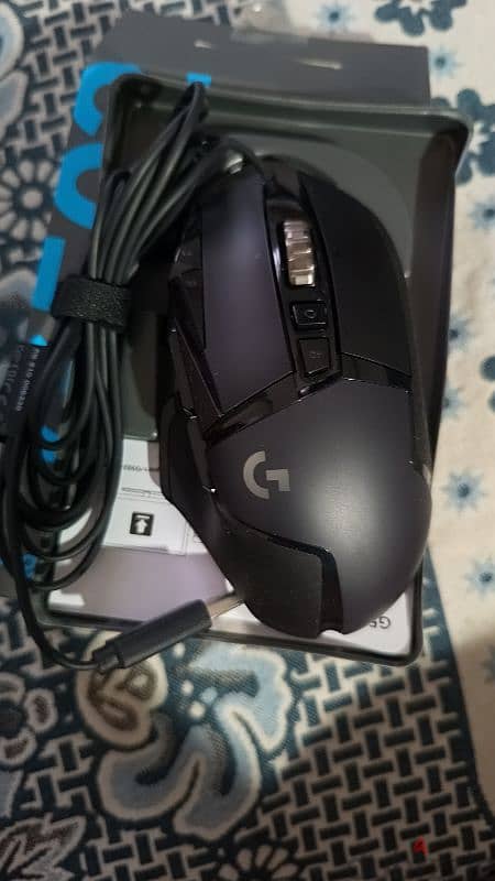 Logitech g502 ماوس بالضمان والعلبه 1