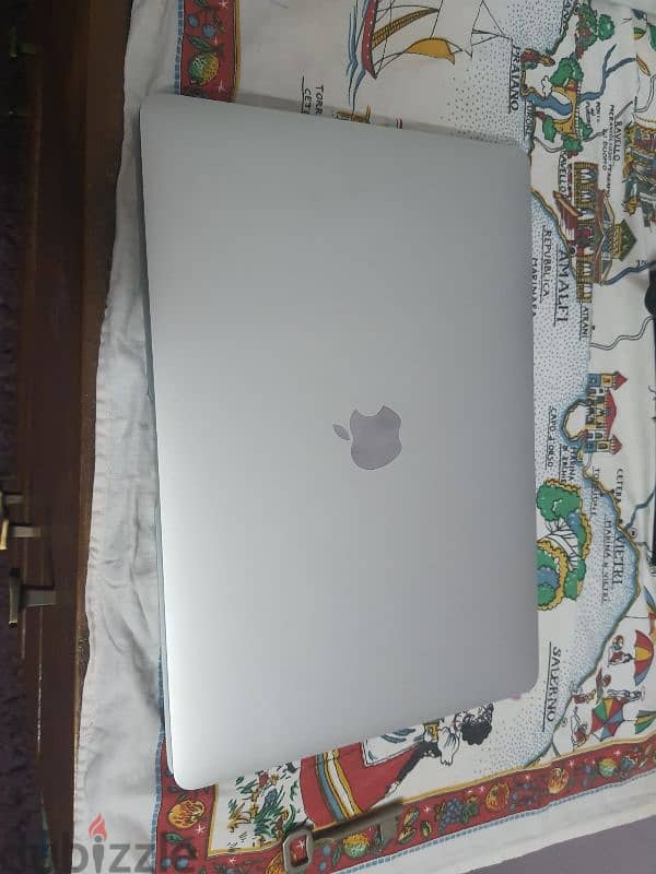 apple MacBook air 2020 M1 1