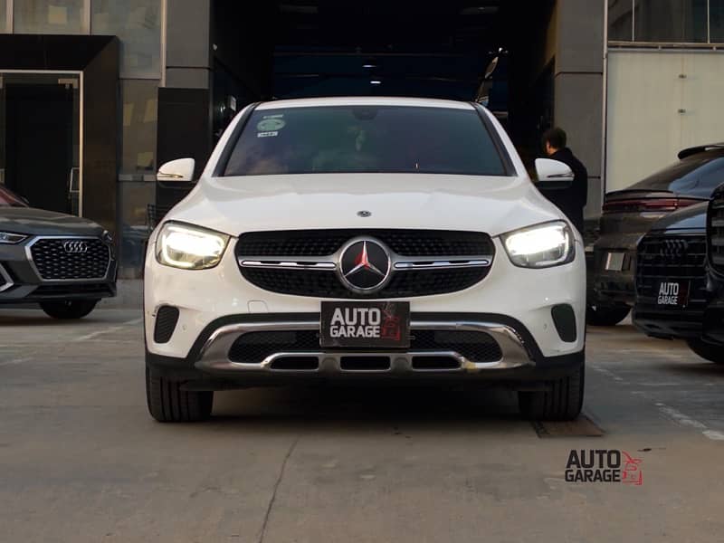 Mercedes-Benz GLC 300 2020 AMG 0