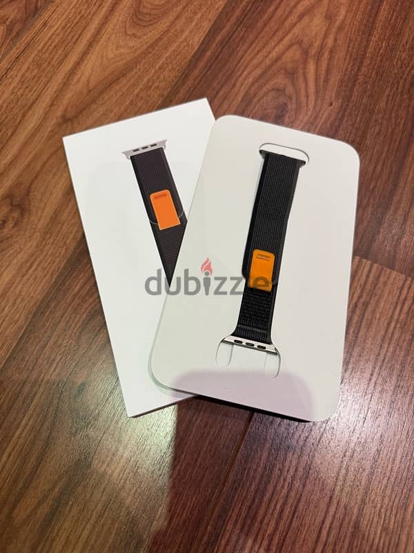 Apple watch ultra 1 with green alpine loop L 7