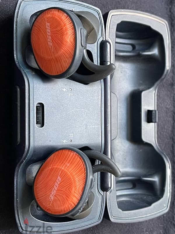 Bose Soundsport Free Wireless Earbuds – Orange/Navy 6