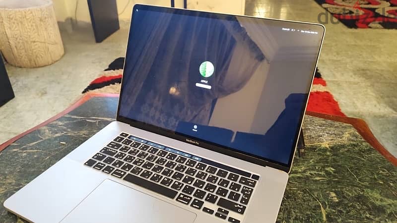 MacBook Pro 16-Inch 0