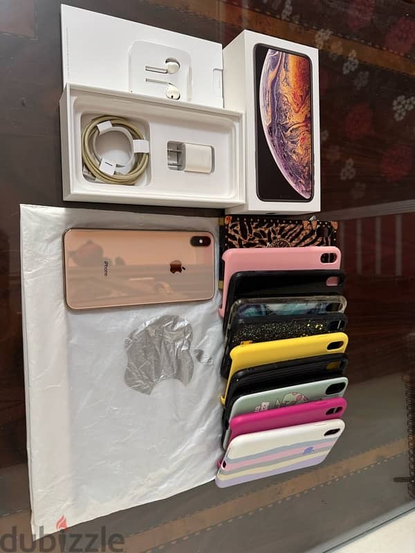 IPhone XS MAX 256Gb Rose gold 0