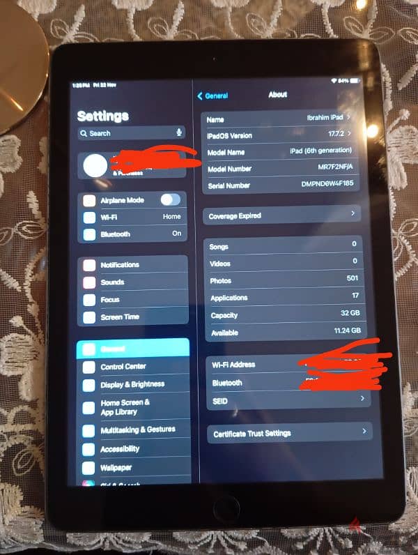 iPad 9.7 (2018) 6th gen good condition 4