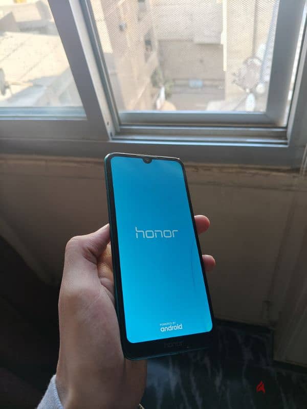 honor 8a 1