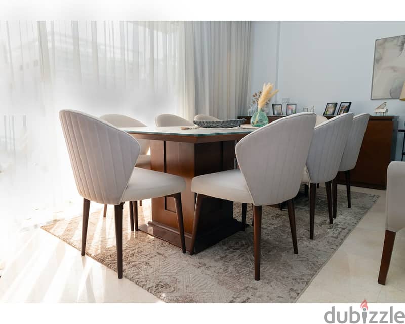 Dining room 8 chairs. سفرة مودرن ٨ كراسى 3