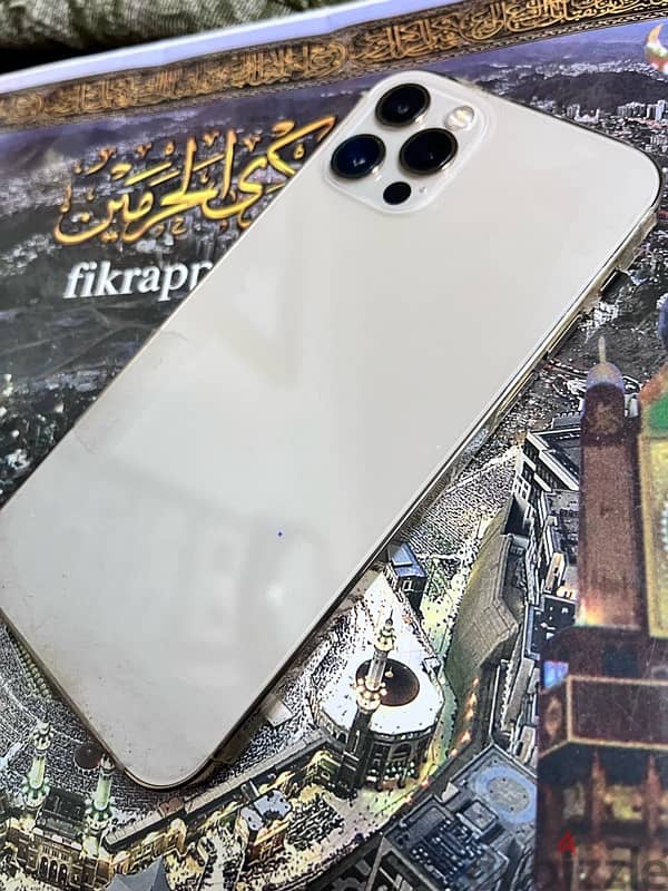 iphone12pro خطين 9