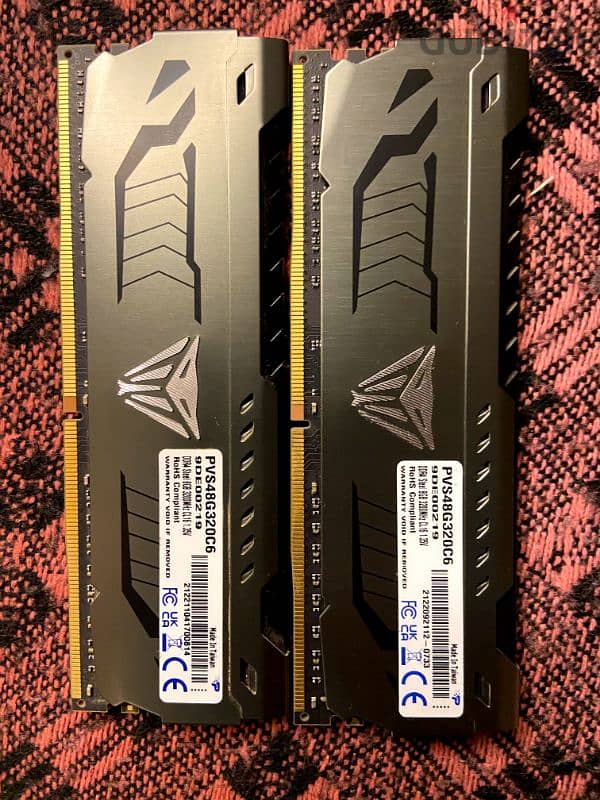 Patriot viper steel 3200HZ(2*8) استعمال ثلاث اشهر بالعلبة DDR4 1