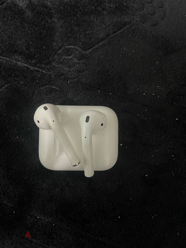 ايربودز ايل الجيل الثاني airpods 2nd generation  الاصليه بكرتونتها 2