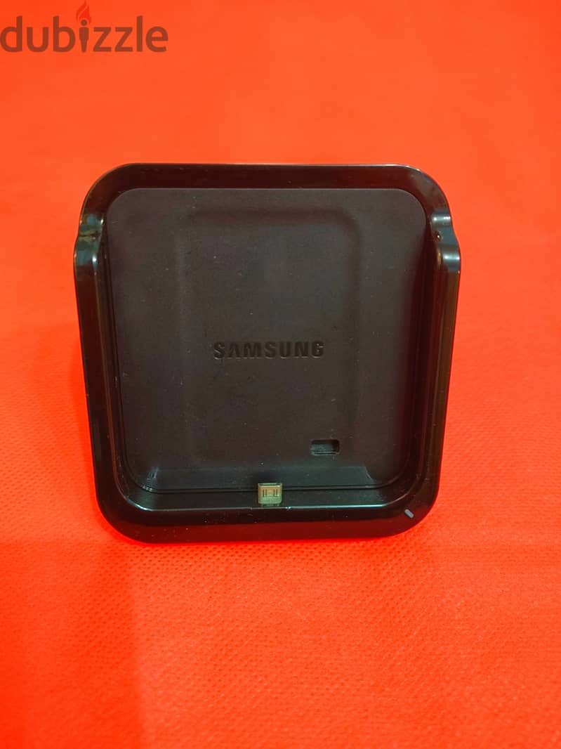 ،Samsung desktop dok holder  شاحن سامسونج هولدر 5