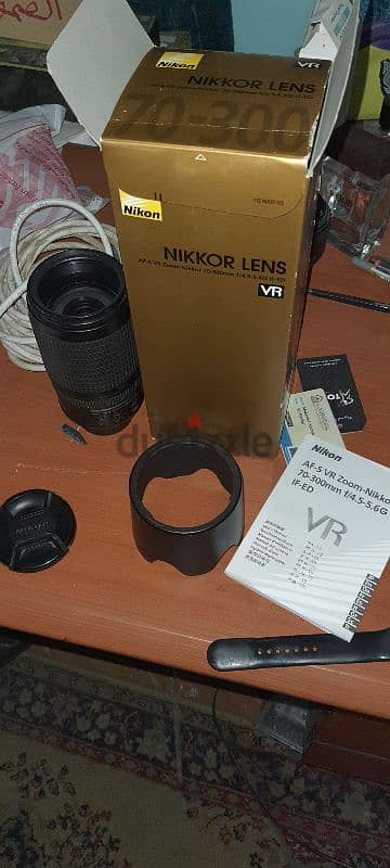 Nikkor 70-300mm عدسة ٧٠ - ٣٠٠