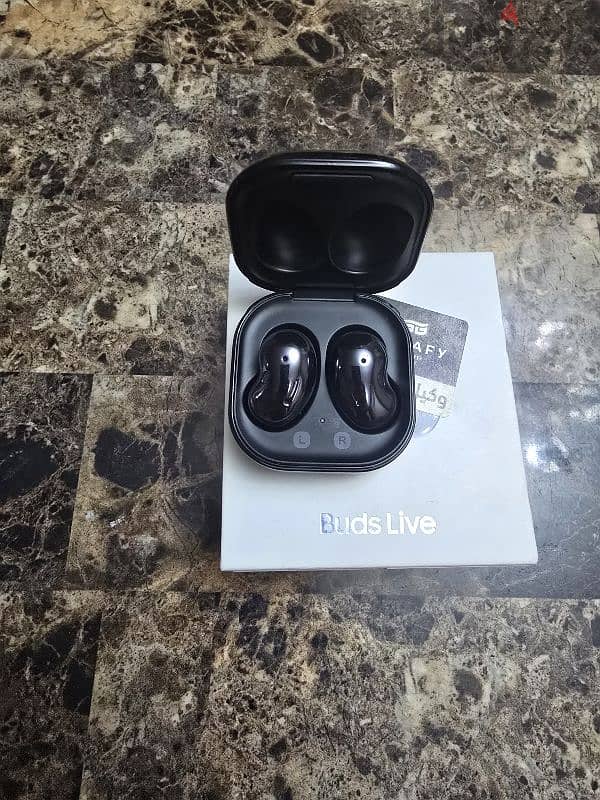 Samsung buds live 1