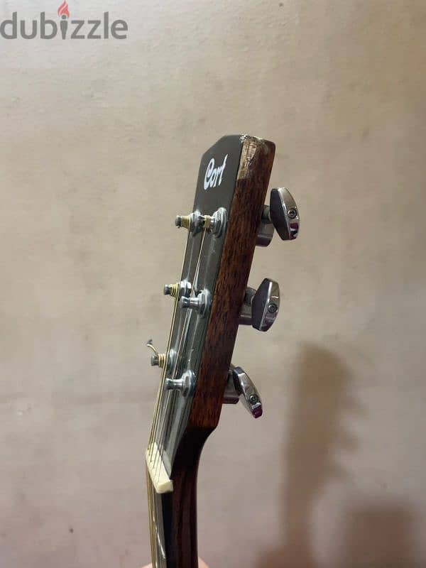 Acoustic guitar cort ad 810 (Used Like New) + Case 5