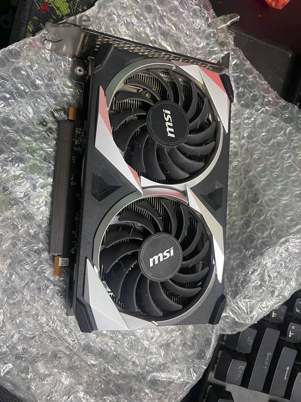 graphic crad msi rx5600xt 4gb used like new 5