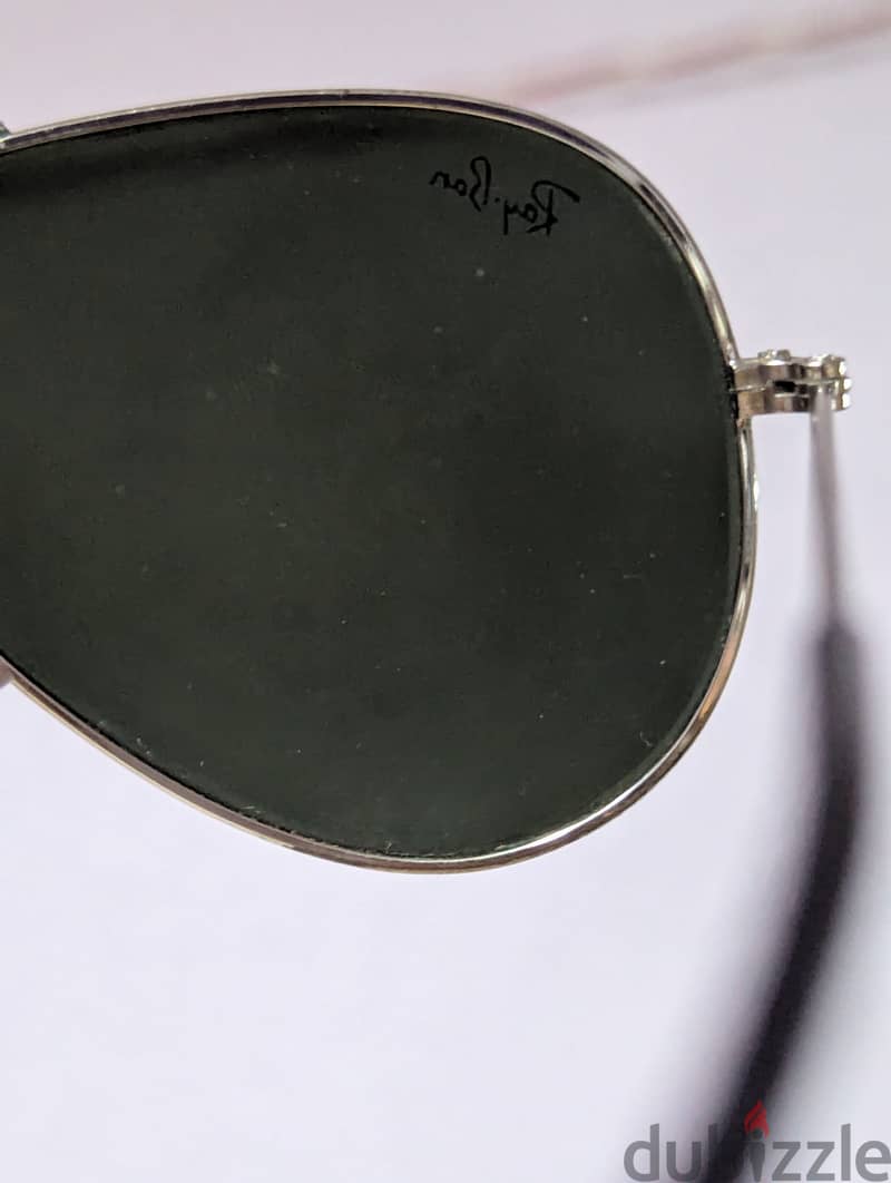 Ray-Ban 5