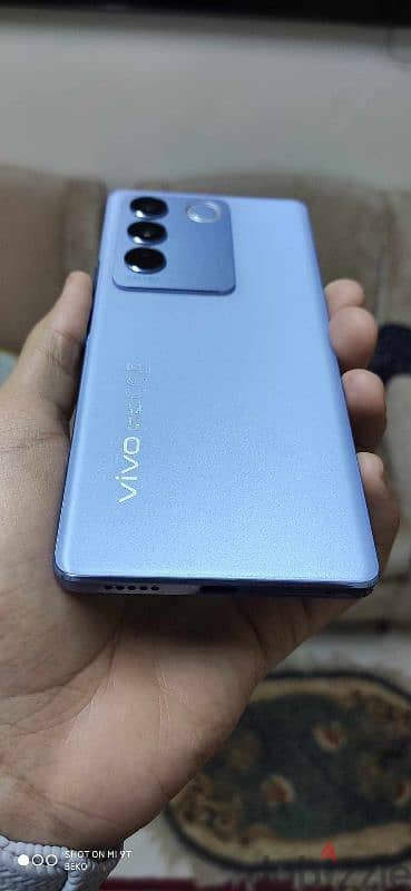 Vivo v27 5g 4