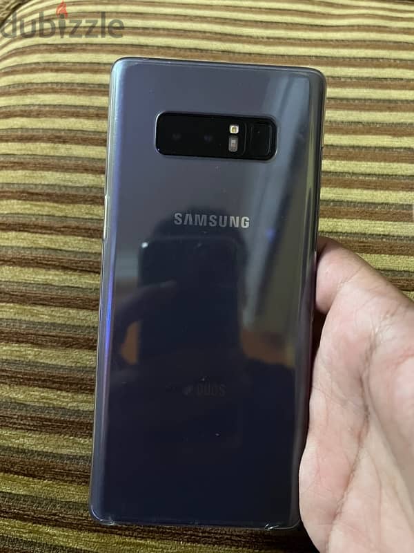 Samsung galaxy note 8 محتاج شاشه فقط 1