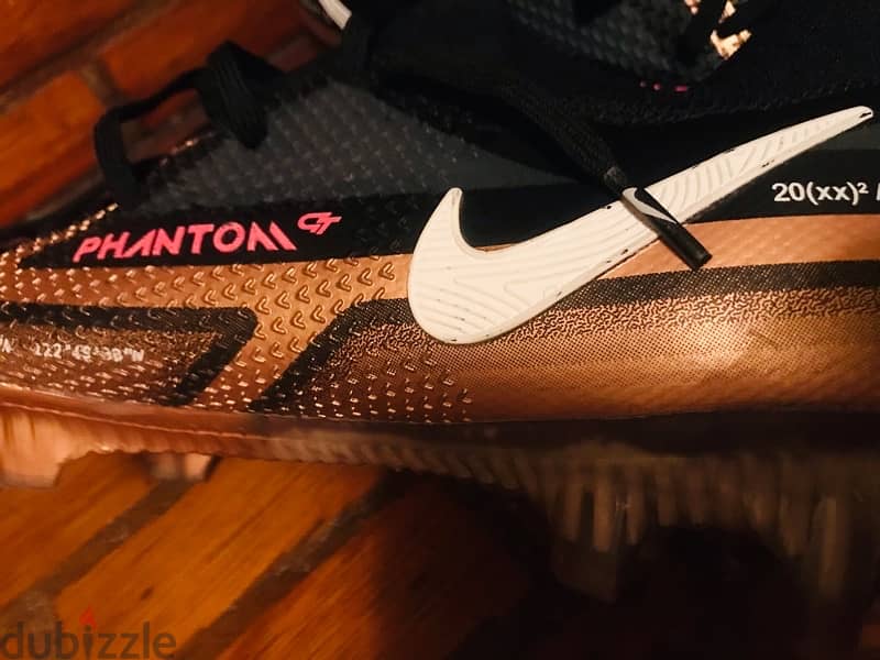 جزمه كوره . . حذاء رياضى . . ستارز …Nike Phantom Professional 6