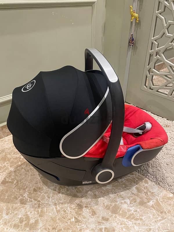 Baby gb Qbit+ Stroller / Car Seat 1