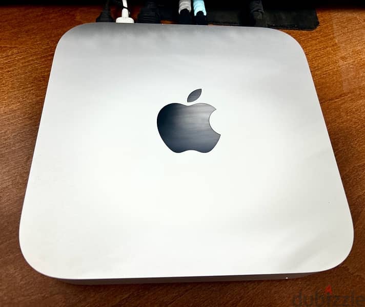 Mac Mini M2 Pro (like new) 1