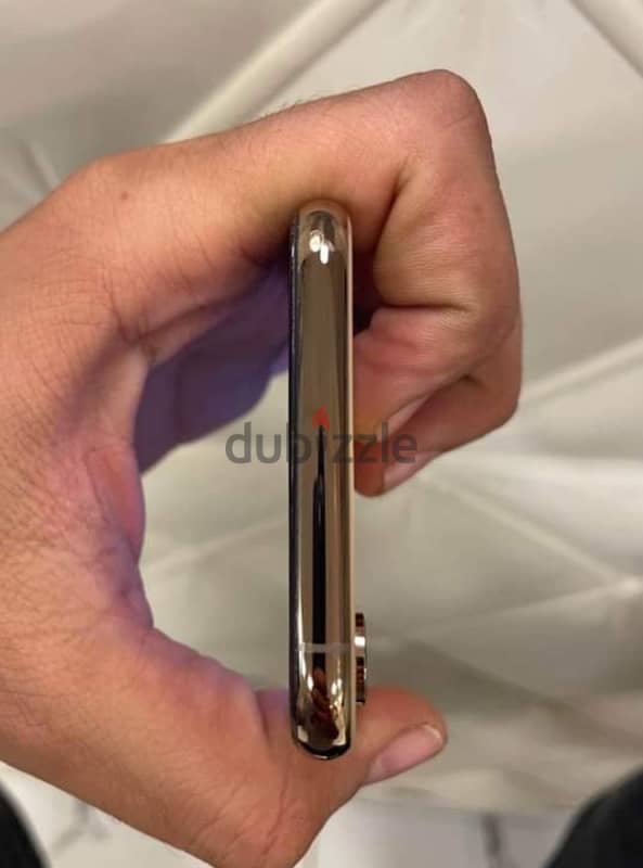 للبيع او للبدل I phone xs 1