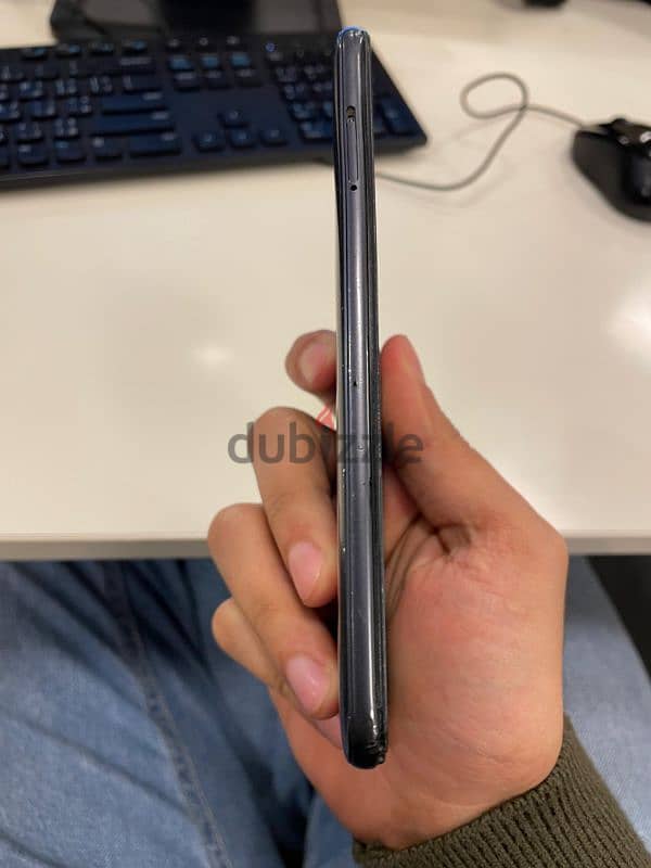 Pocophone F1 5