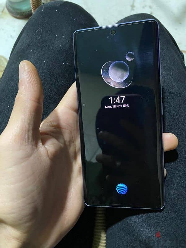 vivo V27 3