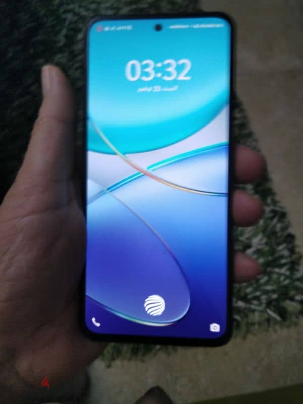 موبايل فبفو v30لايت 1