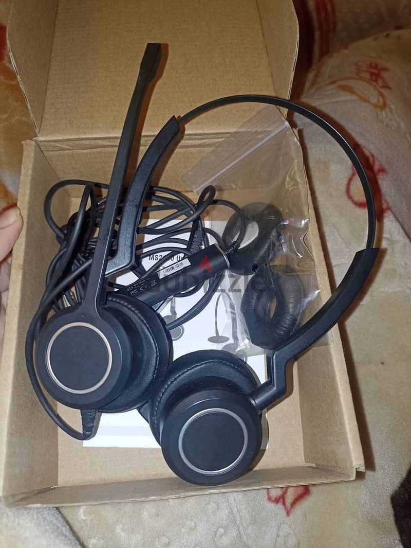 Milestones MS2100 headphones 0