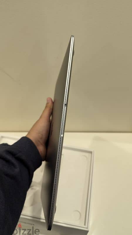 MacBook air M1 مع ضمان ساري 1