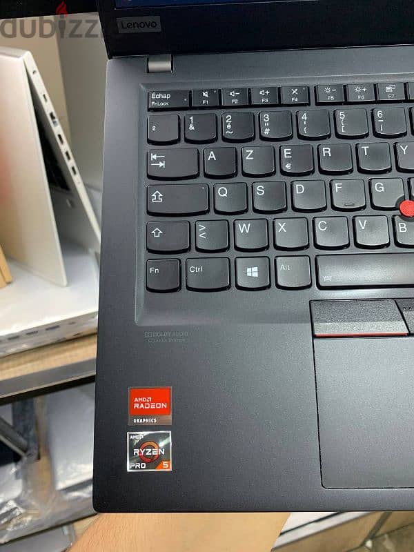 Lenovo thinkpad T14s بالكرتونة بطارية 7 ساعات وضمان سنة مخصص للمبرمجين 3