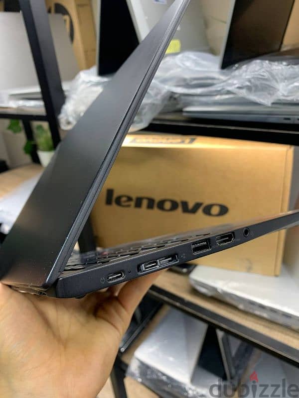 Lenovo thinkpad T14s بالكرتونة بطارية 7 ساعات وضمان سنة مخصص للمبرمجين 6