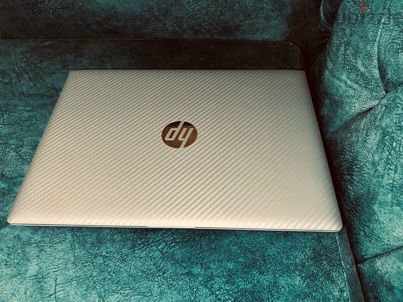 لاب توب HP للبيع بحاله الجديد 8