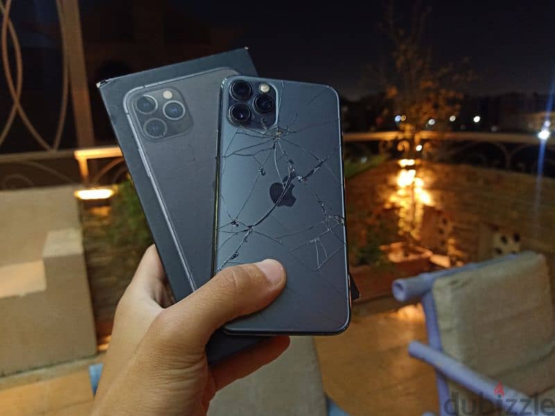 Iphone 11 pro 256 | ايفون ١١ برو بكل مشتملاته الاصليه 1