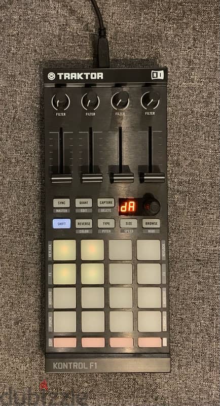 Traktor Kontrol F1 2