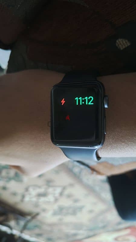 Apple Smart Watch Series 3 ساعة أبل الذكية الفئه الثالثه 2