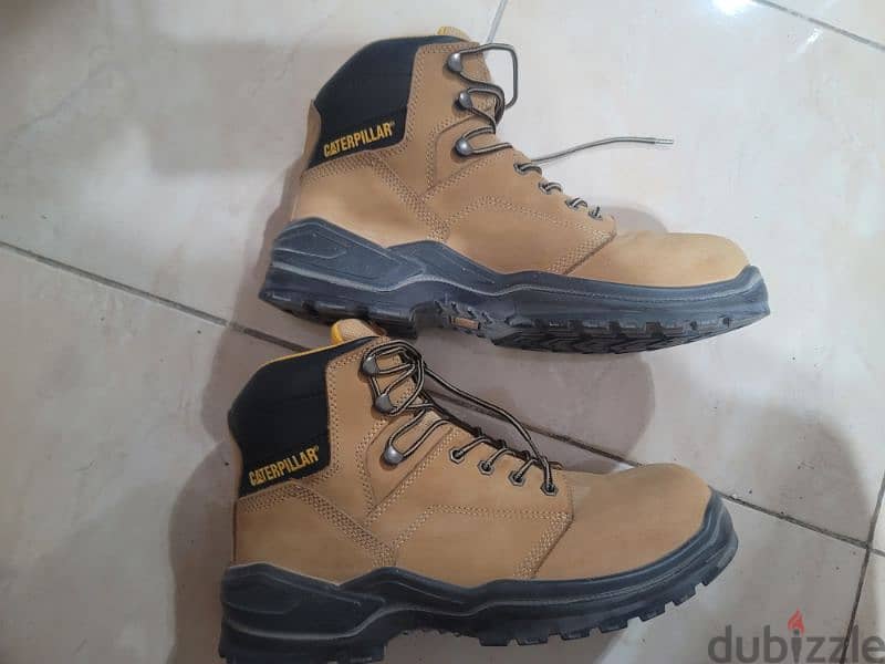 CAT Safety Shoes Size 45 Original 1