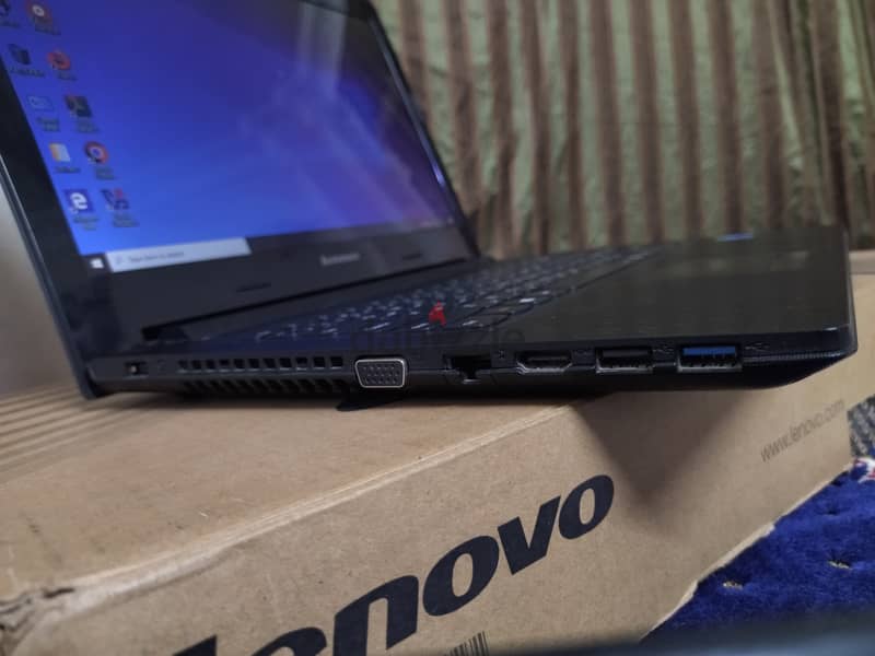 للبيع لاب توب لينوفو lenovo G40-70 core i5 RAM 8G 4