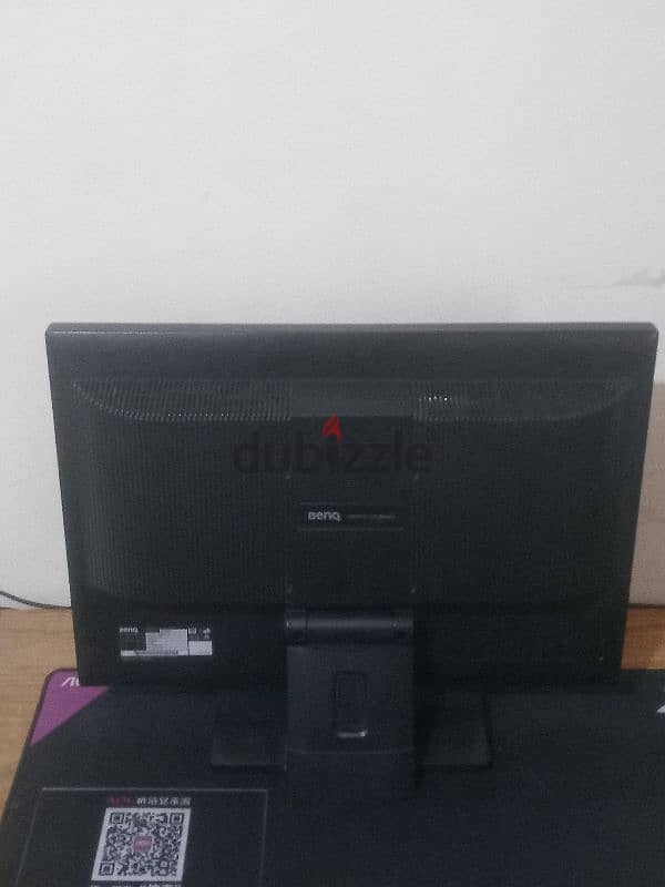 شاشه BENQ  ١٦ بوصه استعمال نضيف في الاسكندريه 1