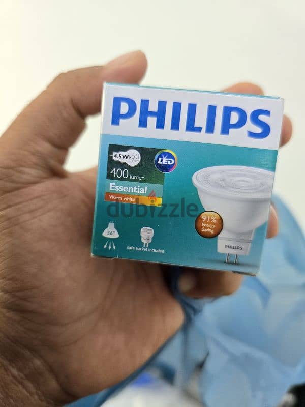 8 Phillips lamps 4.5 watt GU5.3 0