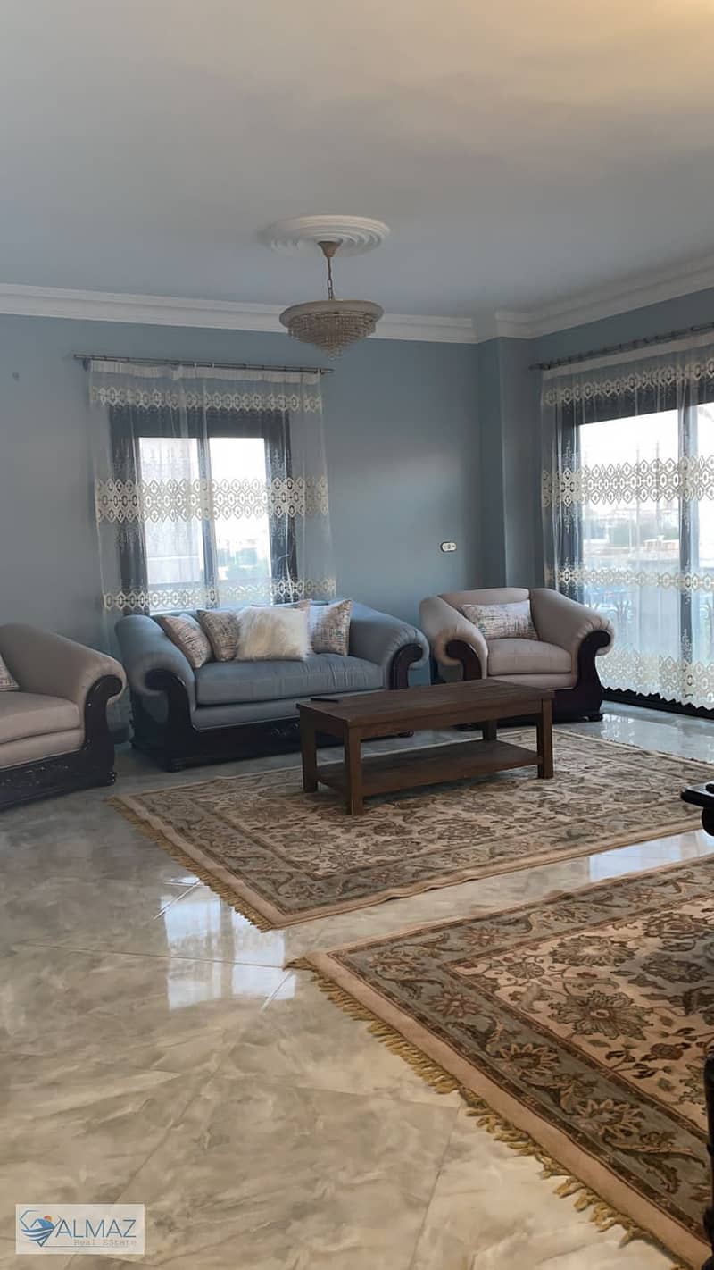 Furnished apartment for rent in an elegant villa, a lively area in the First Settlement, on Mostafa Kamel 0