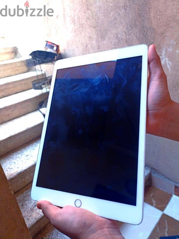 Ipad 8      جيل ثامن 0