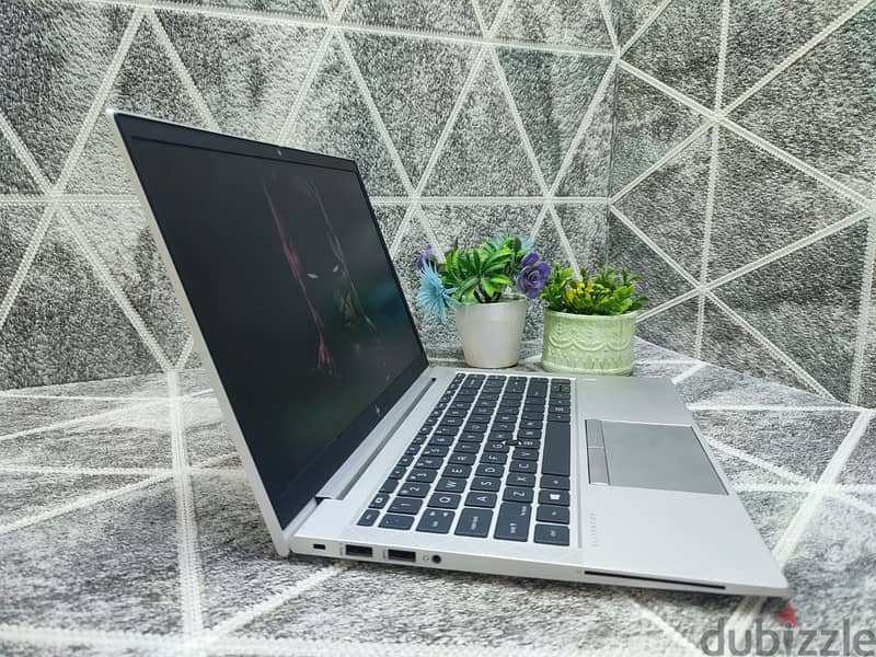 Hp Elitebook 845 G7 RYZEN 7 شبيه الماك بوك 2