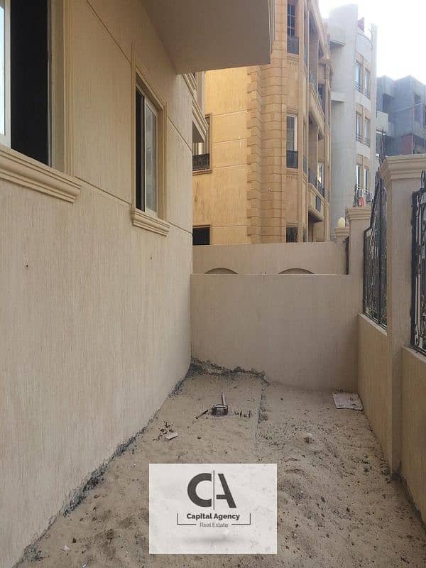 In the Fifth Settlement  2 minutes from Al Nawadi Street and from Diyar 90 North Compound.  Immediate receipt with all facilities and meters.  Semi fi 0