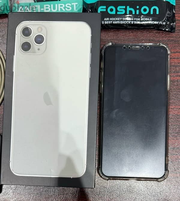 Iphone 11 pro max 256gb ZA white 0