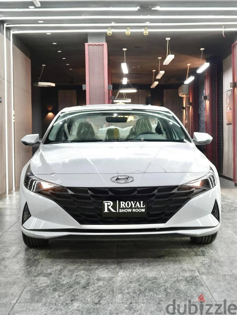 Hyundai Elantra 2023 0