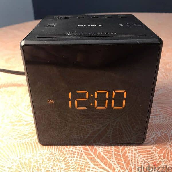 Sony‏ ICF-C1 Radio Alarm Clock‏ 0